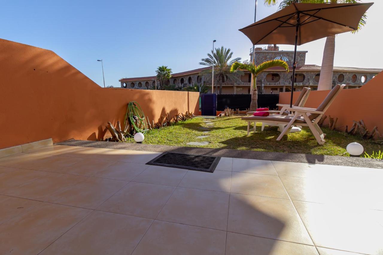 Duplex Meloneras With Free Wifi And Private Garden Villa Luaran gambar